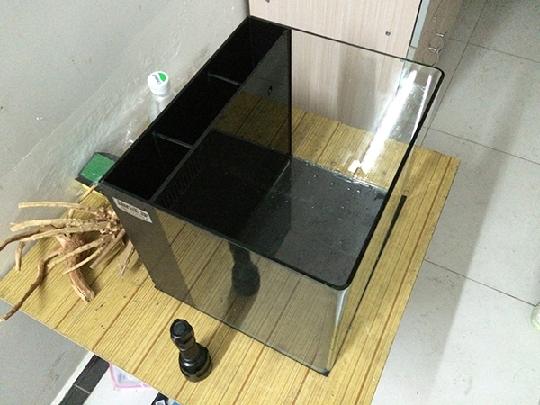 草缸背部过滤